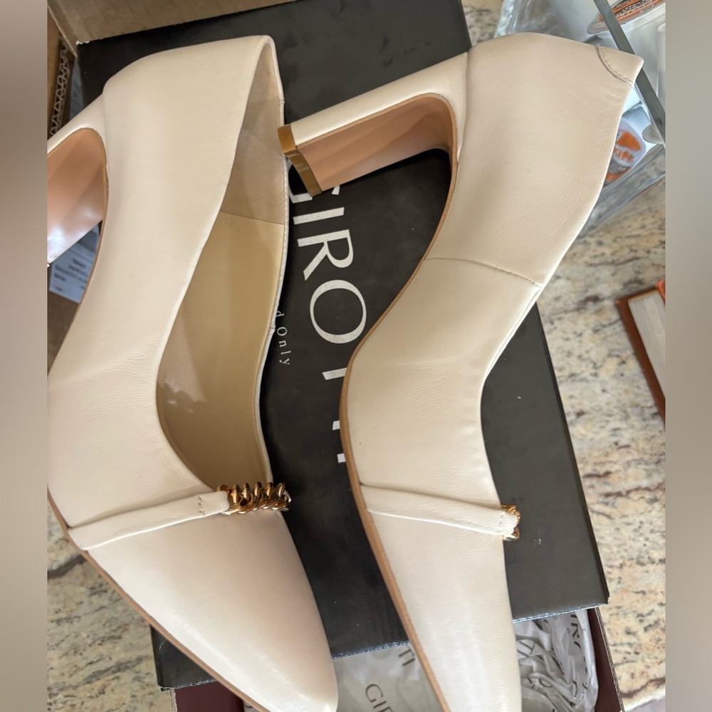 Girotti heels - Picture 8 of 9